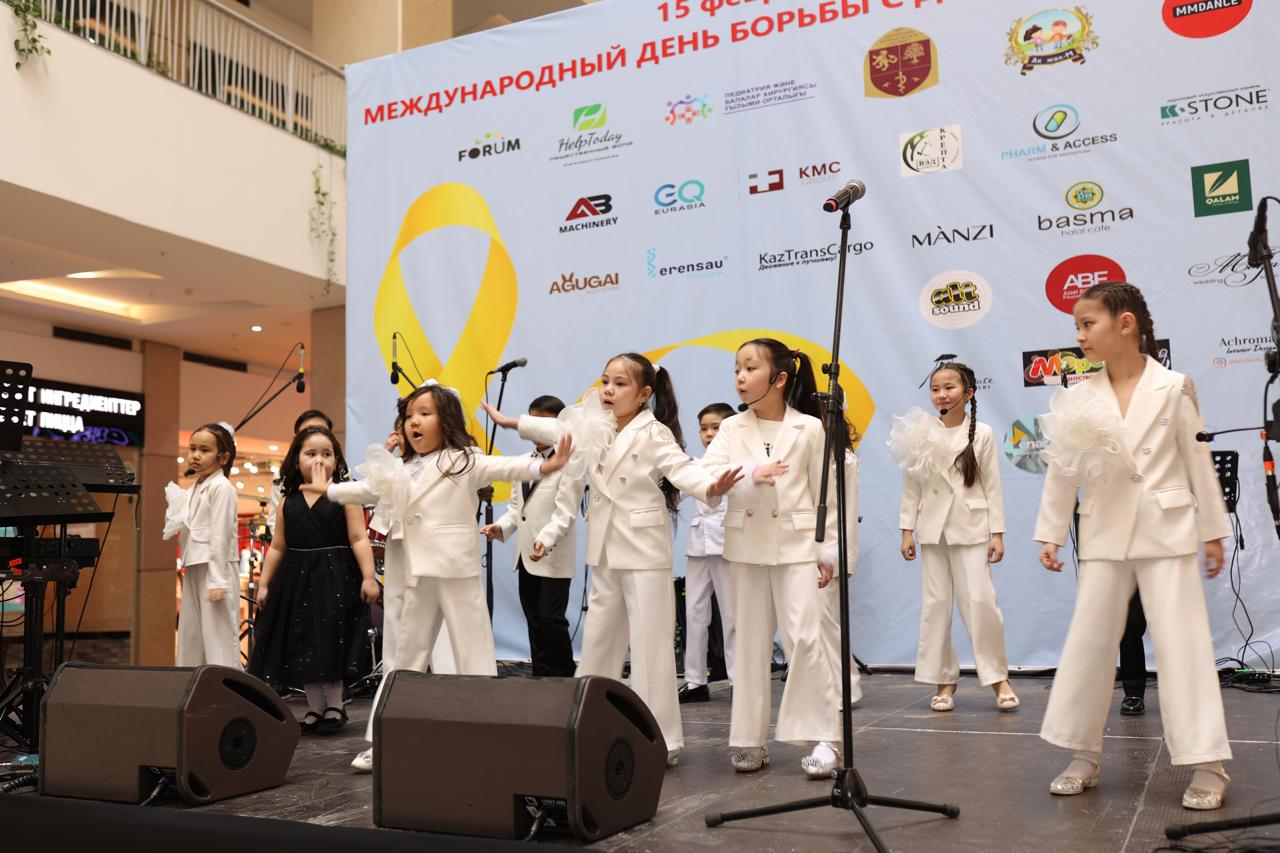 В НЦПДХ прошли ряд мероприятии в рамках Международного дня детей больных раком