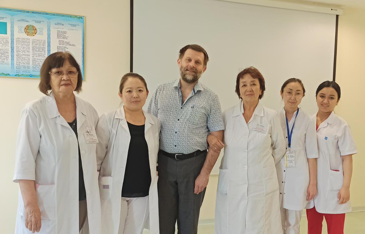 pediatria.kz